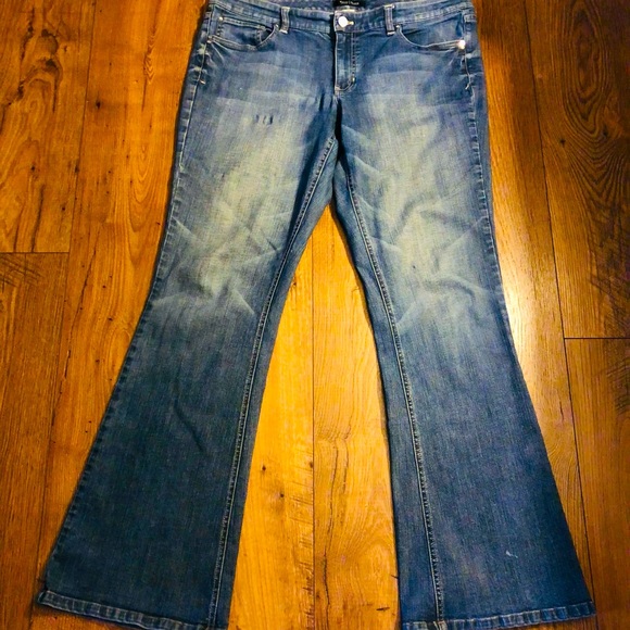 White House Black Market Denim - WHBM women’s 12 jeans
